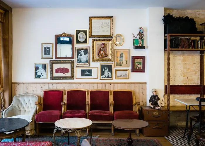 Pars Teatro Hostel (Adults Only)